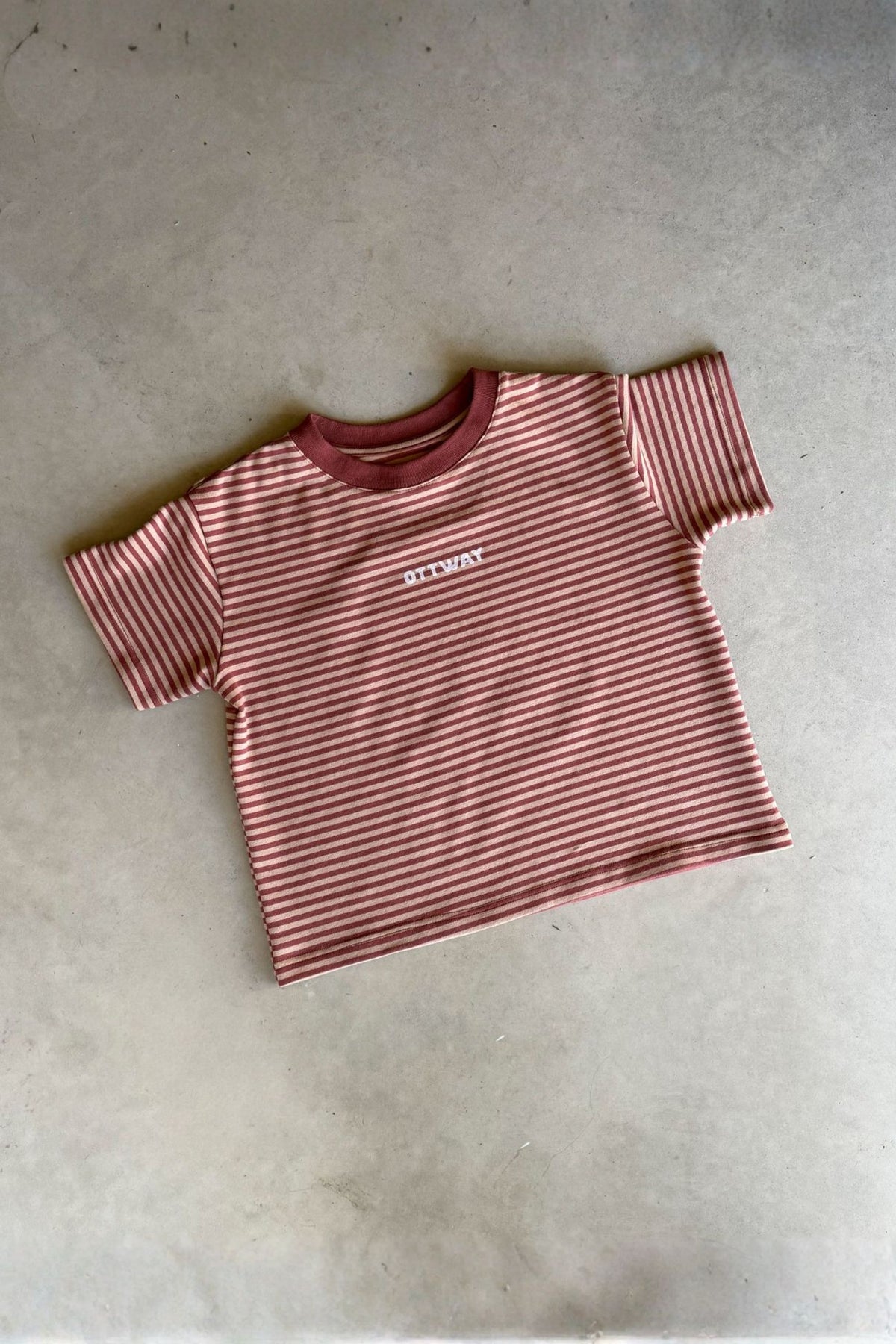 Nolan gestreiftes Langarm-Unisex-T-Shirt – Braun und Creme – Kinder