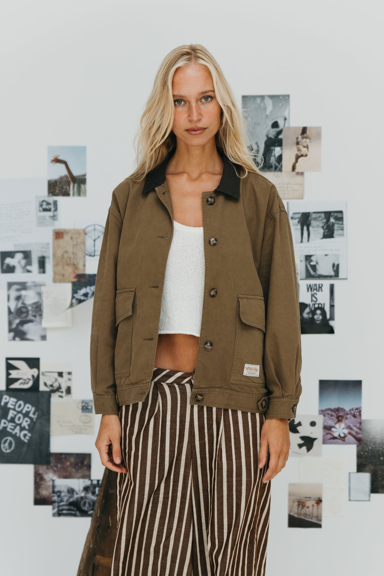 The No Army Jacket - Women