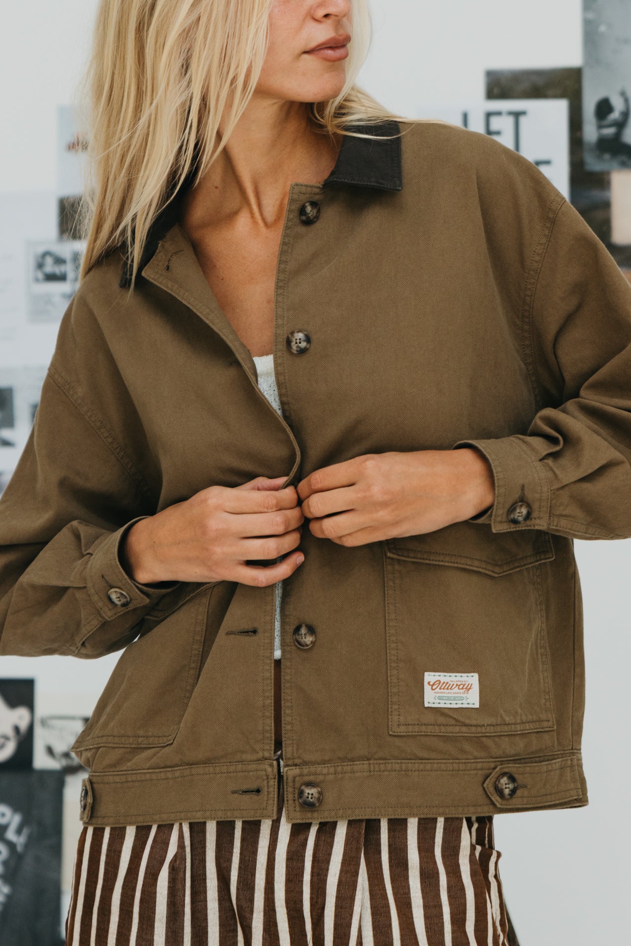 The No Army Jacket - Women
