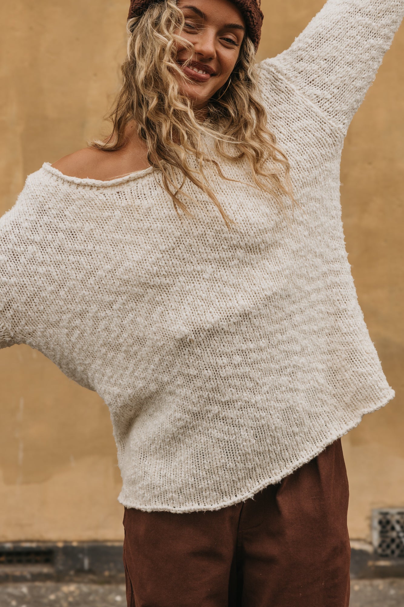Sierra Off-Shoulder Knit - Natural White