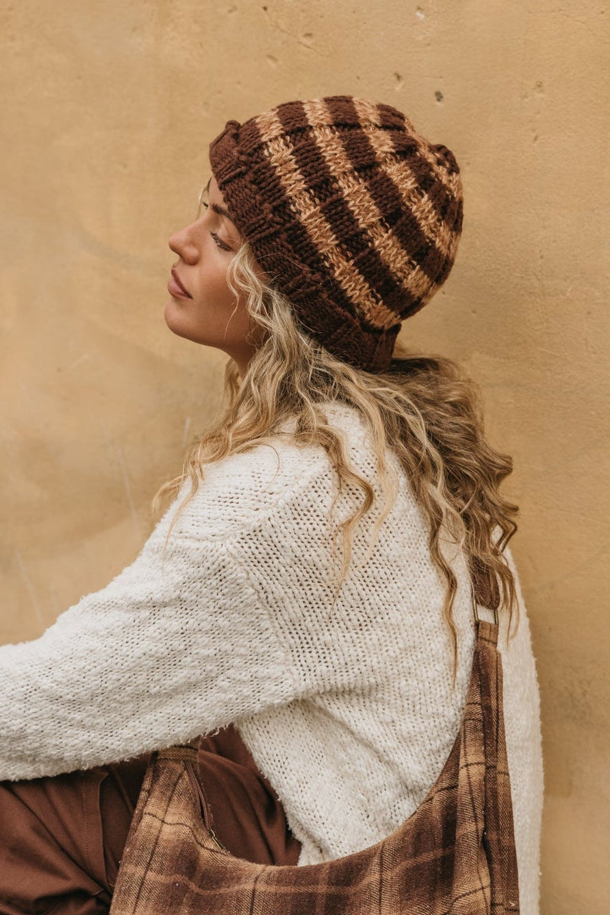 Brownie - Striped Knitted Beanie