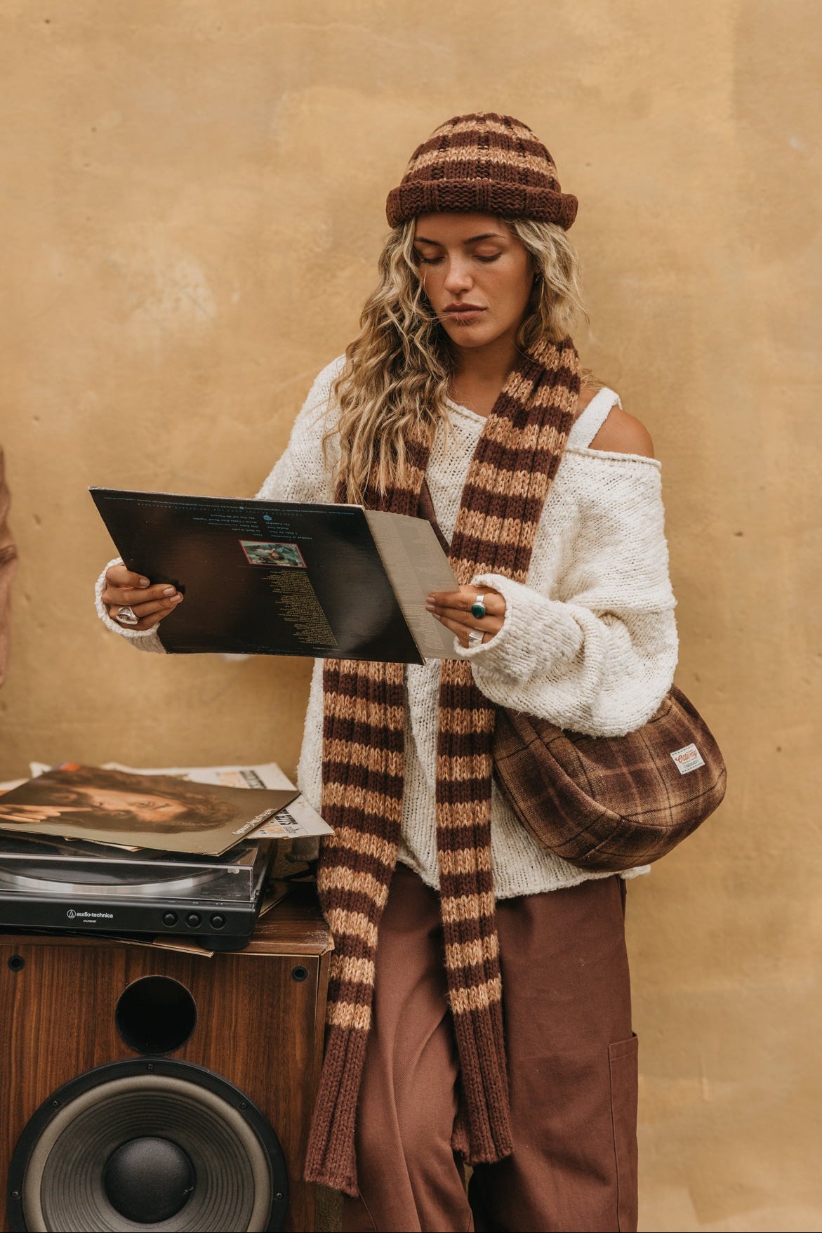 Sierra Off-Shoulder Knit - Natural White