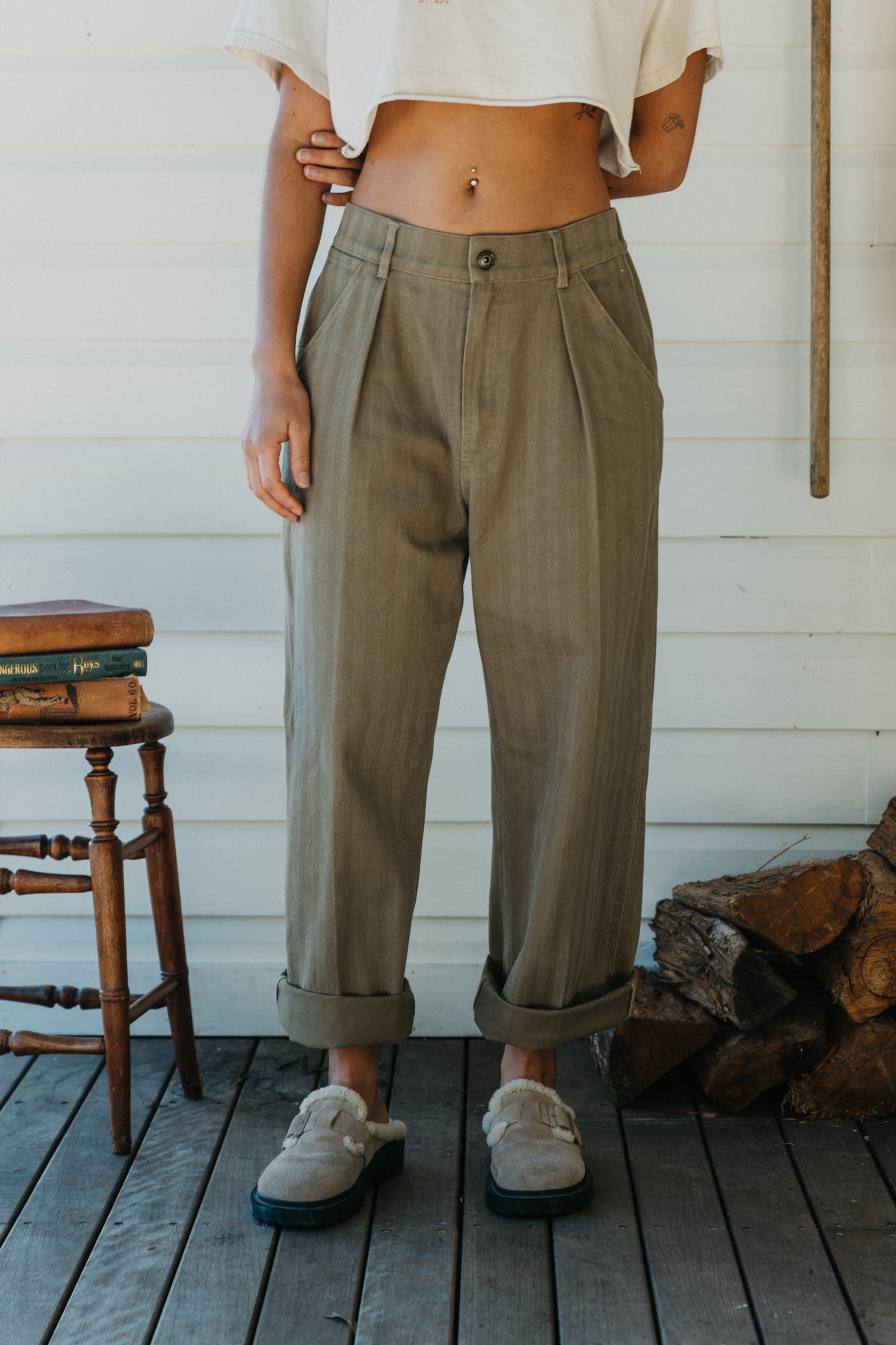 Ben Roy - Unisex Baggy Pleated Pants - Washed Green