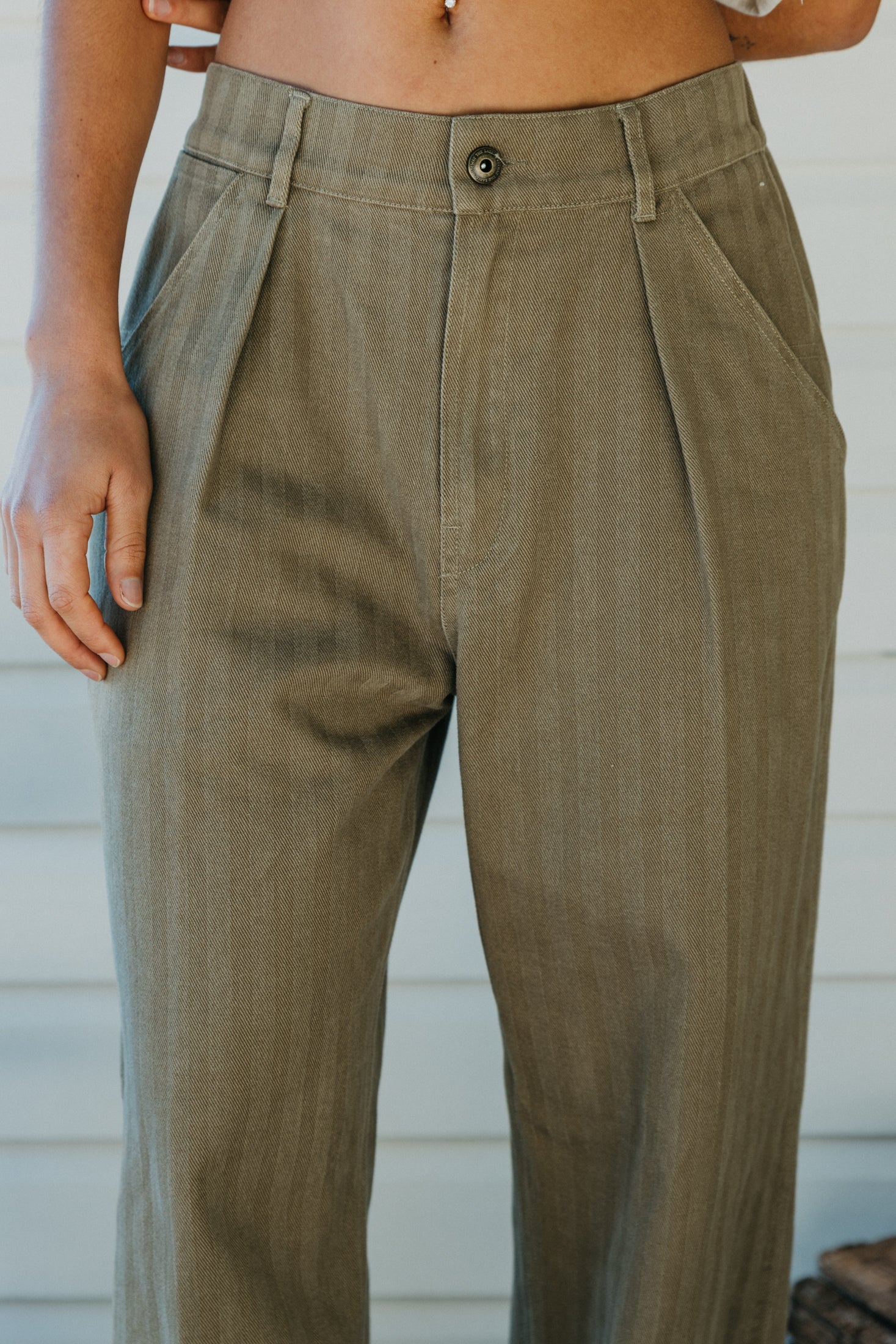 Ben Roy - Unisex Baggy Pleated Pants - Washed Green