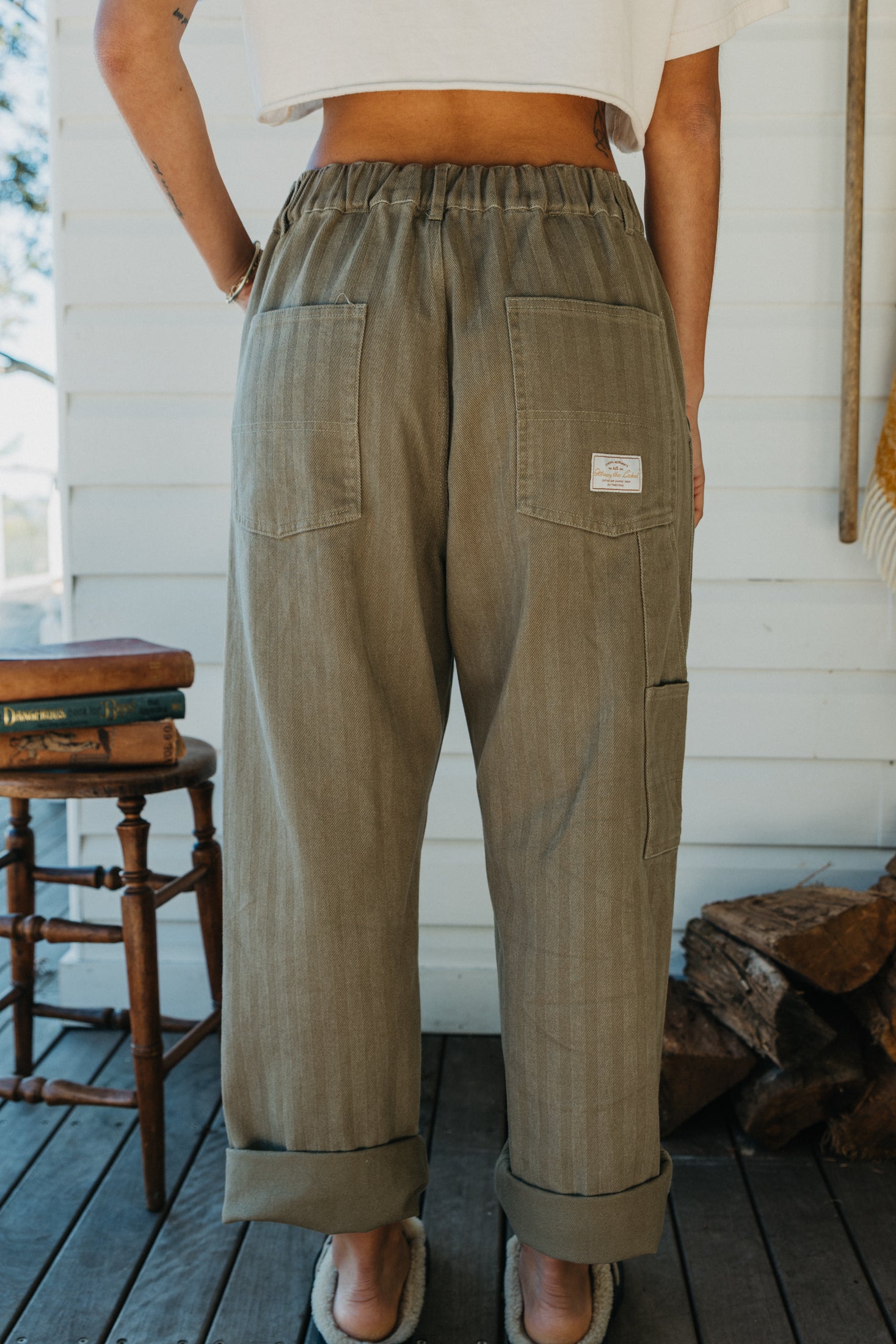 Ben Roy - Unisex Baggy Pleated Pants - Washed Green