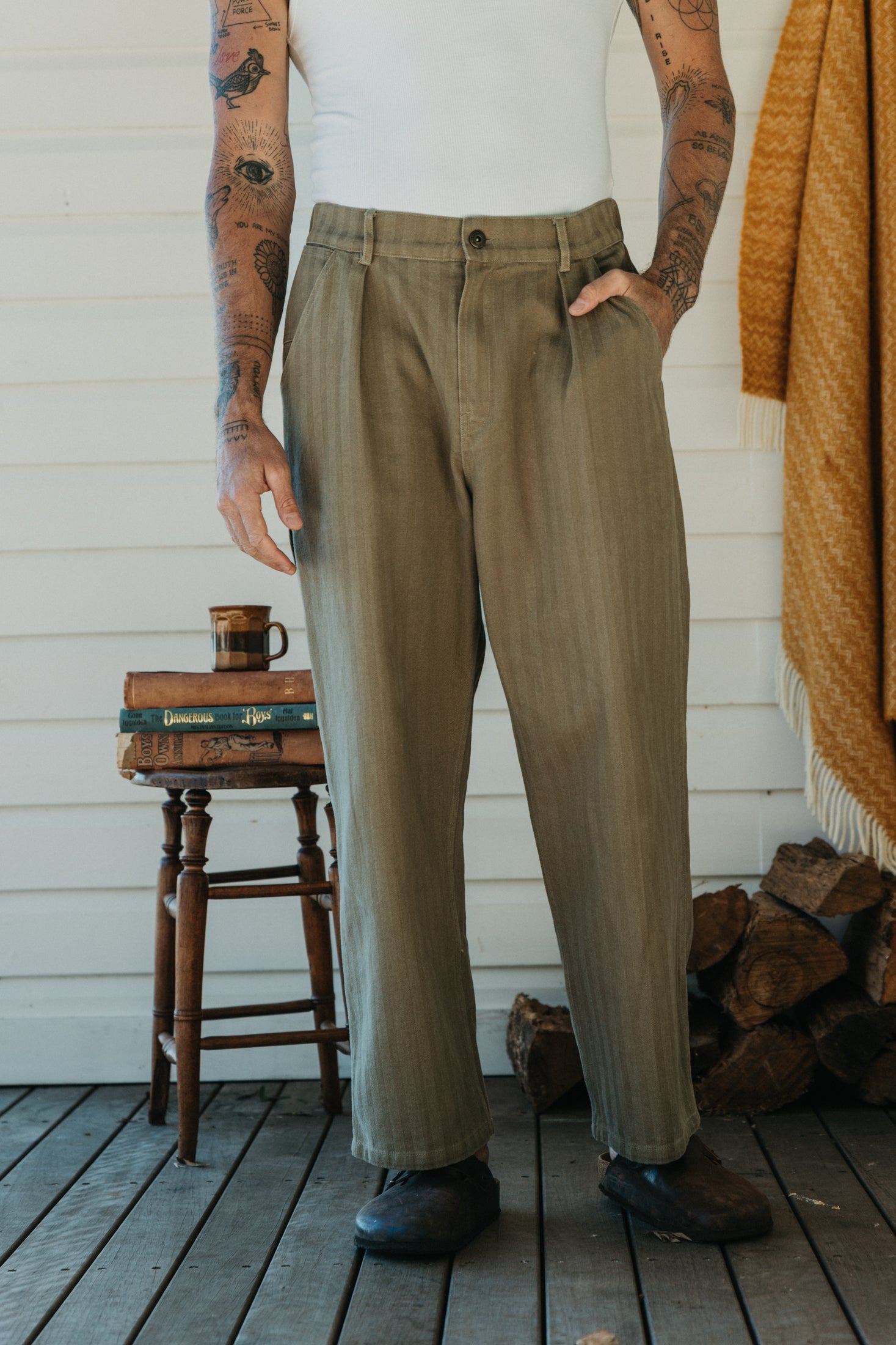 Ben Roy - Baggy Pleated Pants - Washed Green