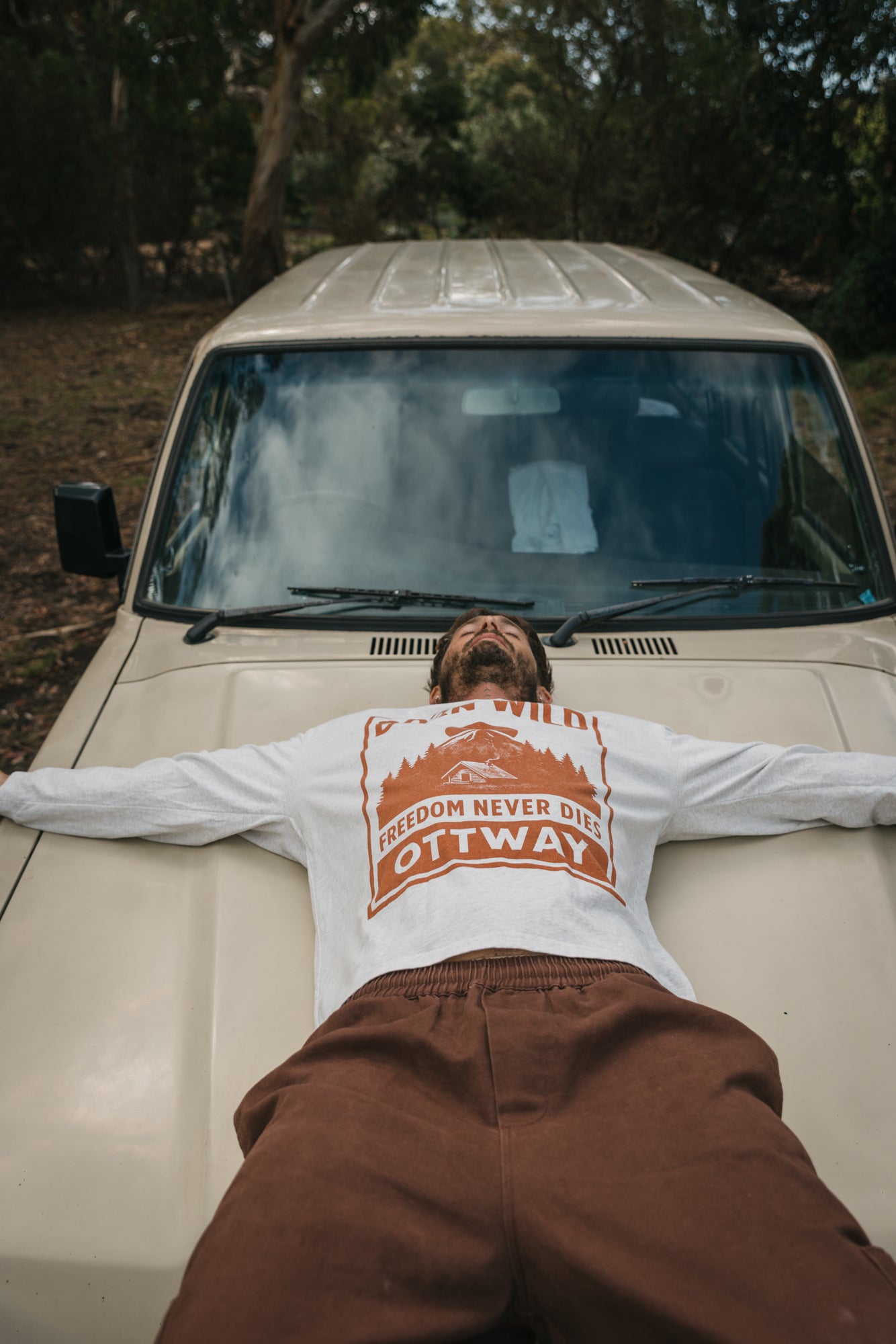 Born Wild Long Sleeve T-Shirt - Light Grey