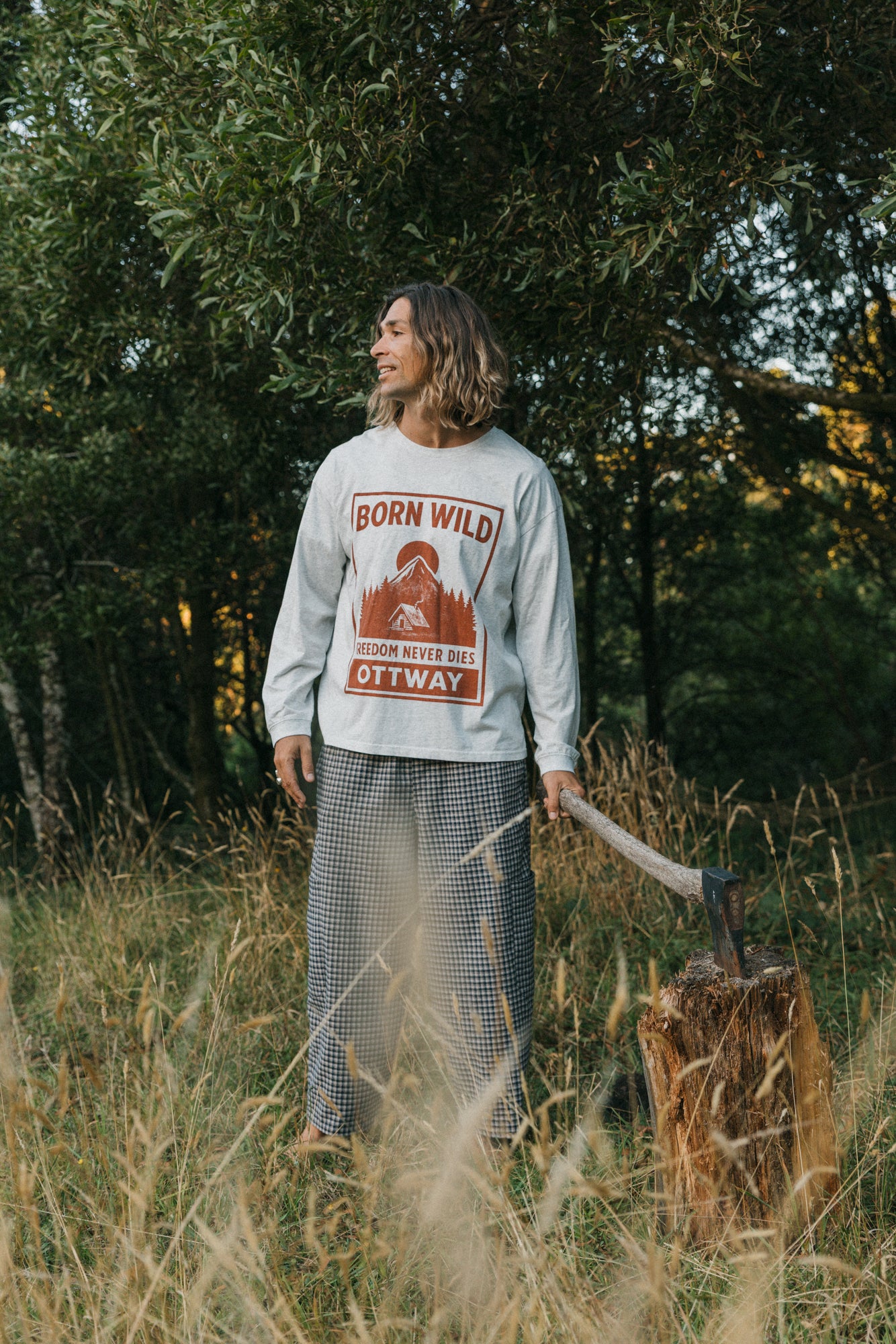 Born Wild Long Sleeve T-Shirt - Light Grey