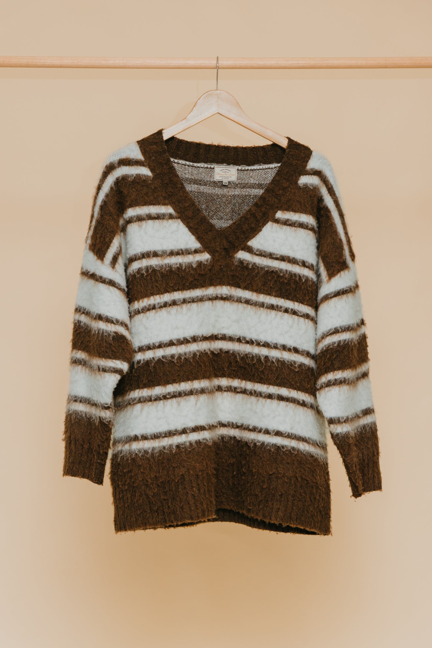 Wilde - V-Neck Oversized Jumper