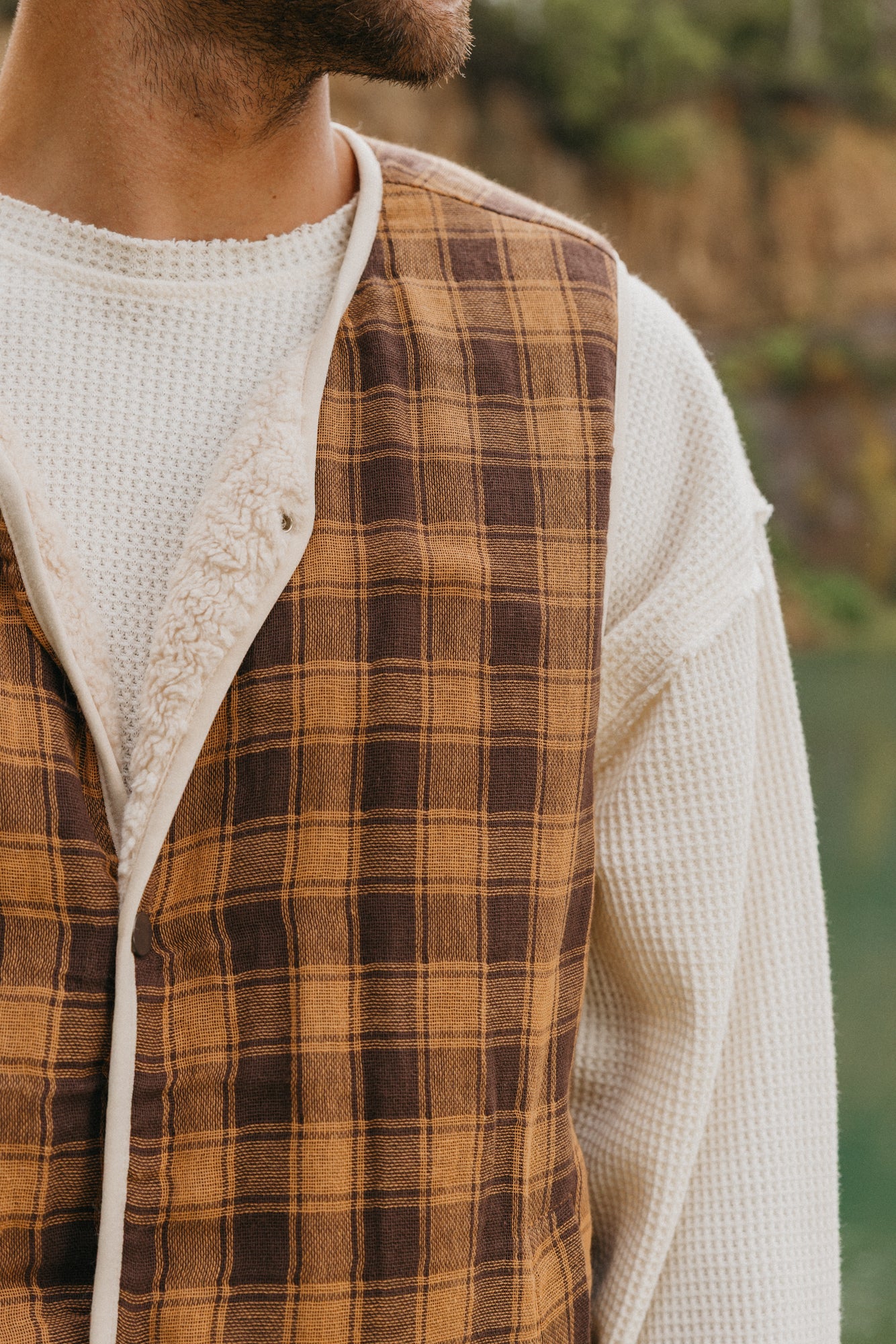 Nomad Sherpa Reversible Checked Vest - Cream