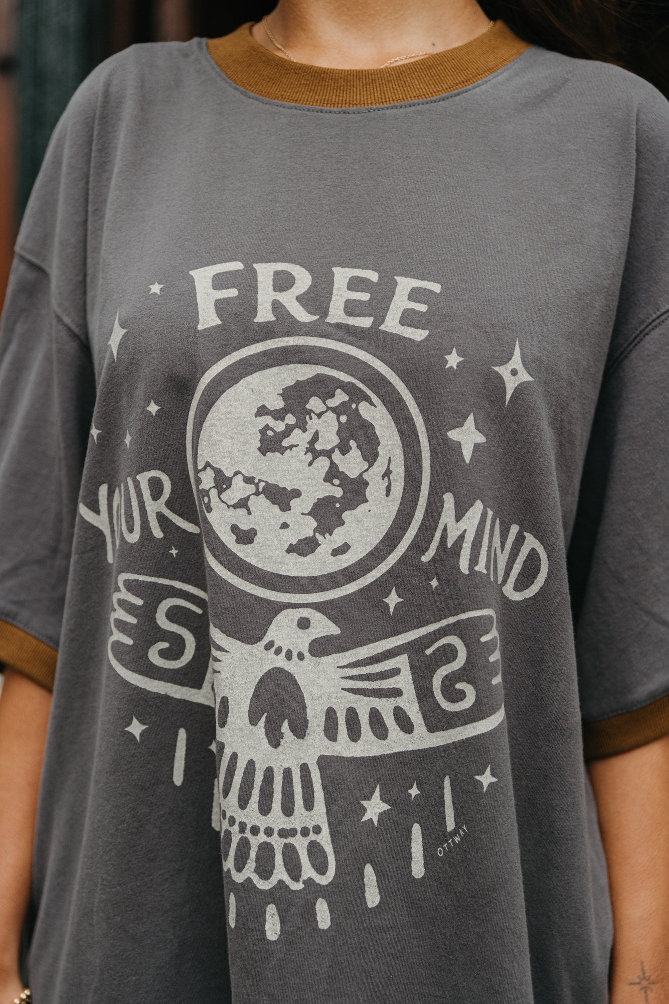 Free Your Mind Oversized T-Shirt - Washed Black