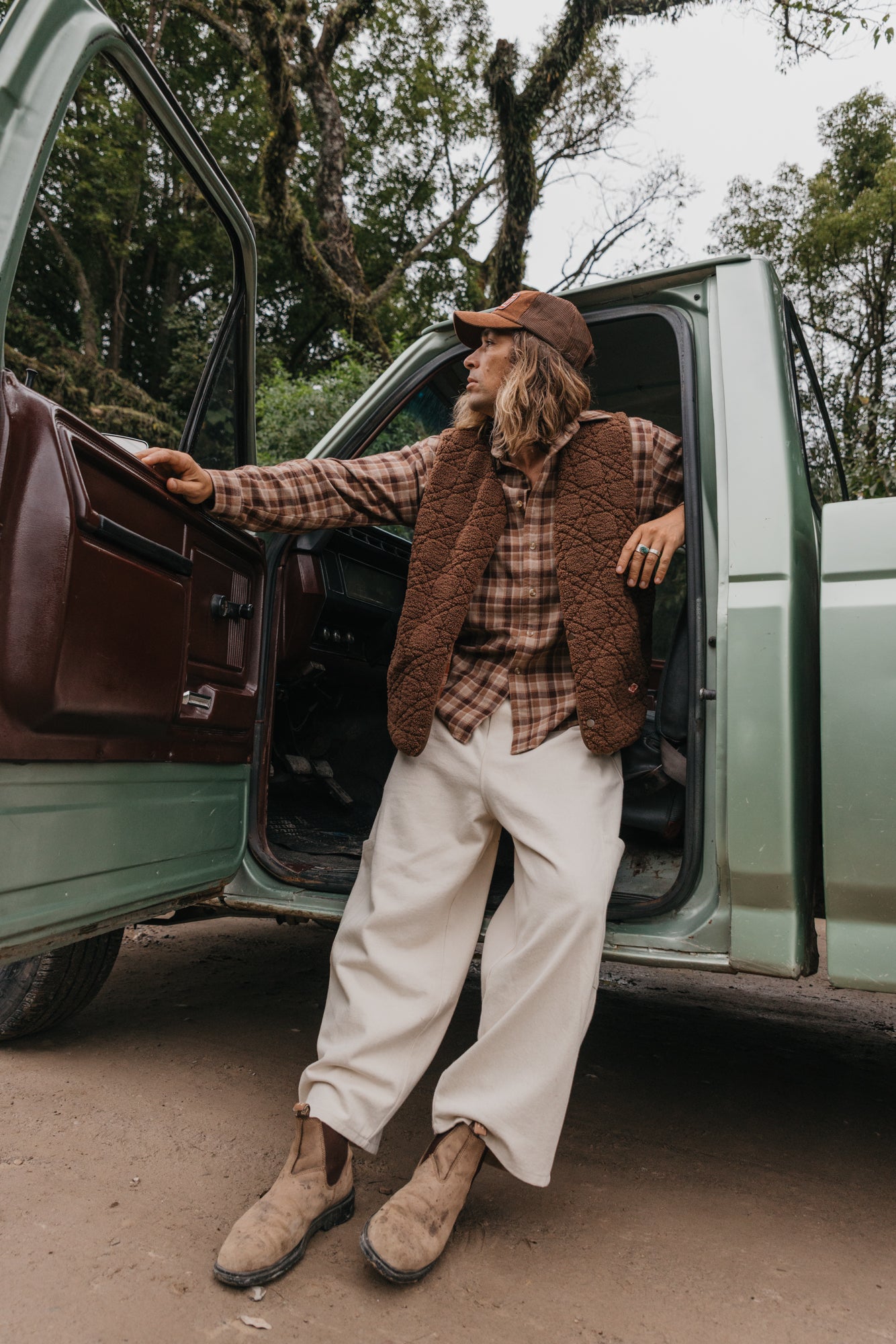 Nomad Sherpa Reversible Checked Vest - Brown