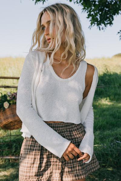 Mia - White Textured Rib Knit Cardigan