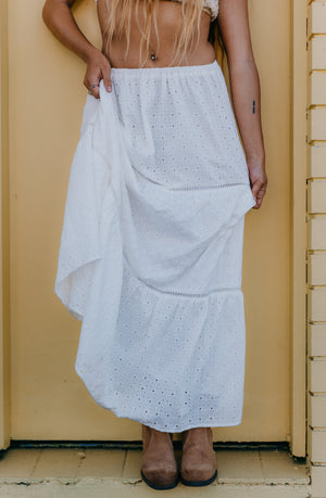Breezy - Embroidered Skirt - White