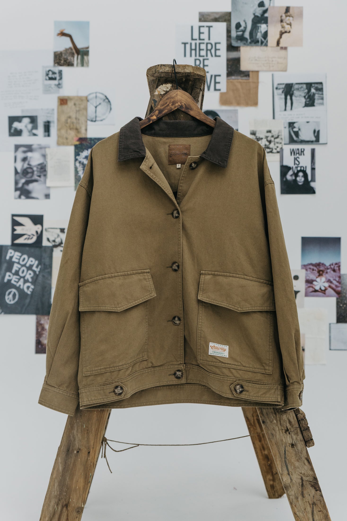The No Army Jacket - Women