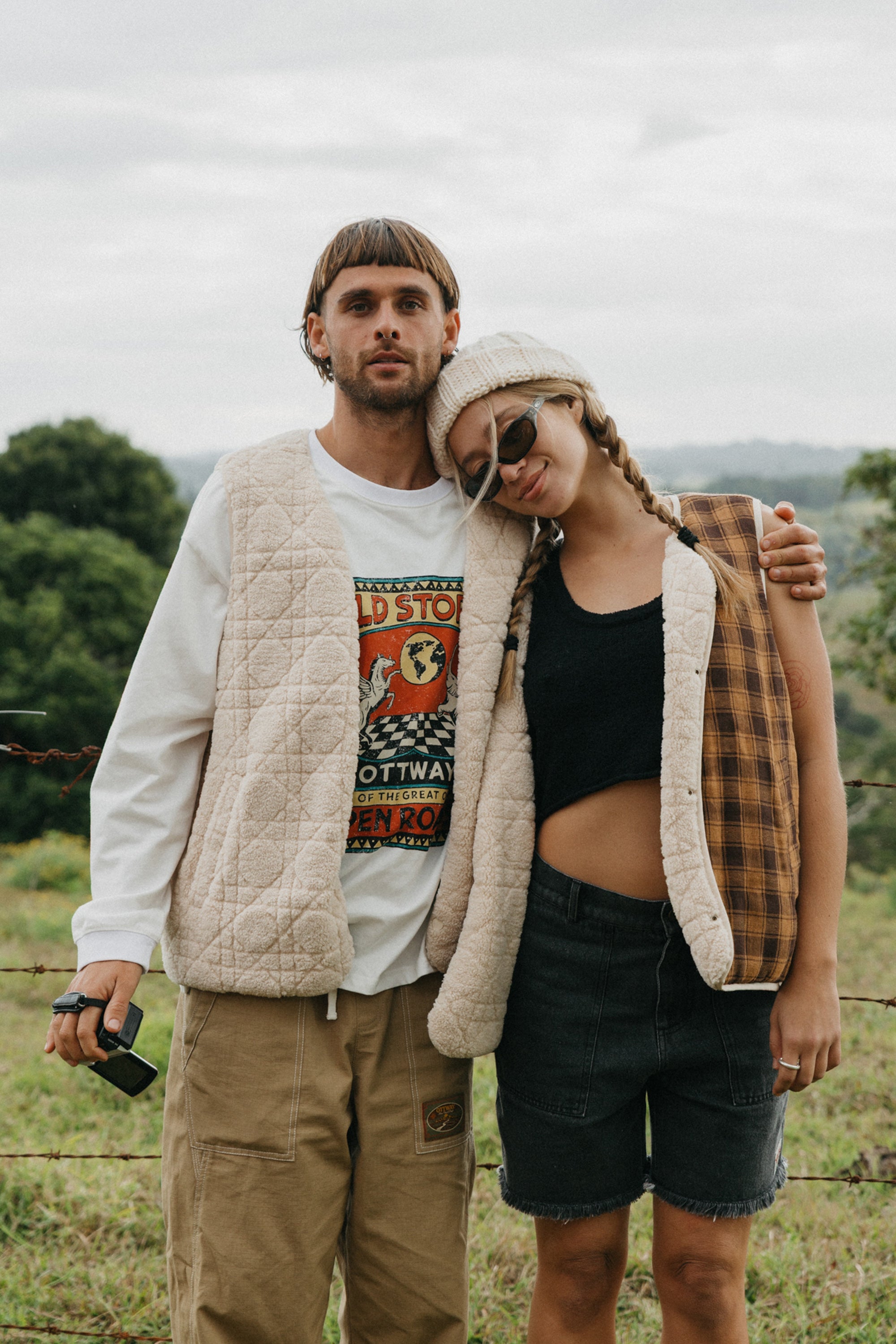 Overland Unisex-Shorts – Verwaschener brauner Denim 
