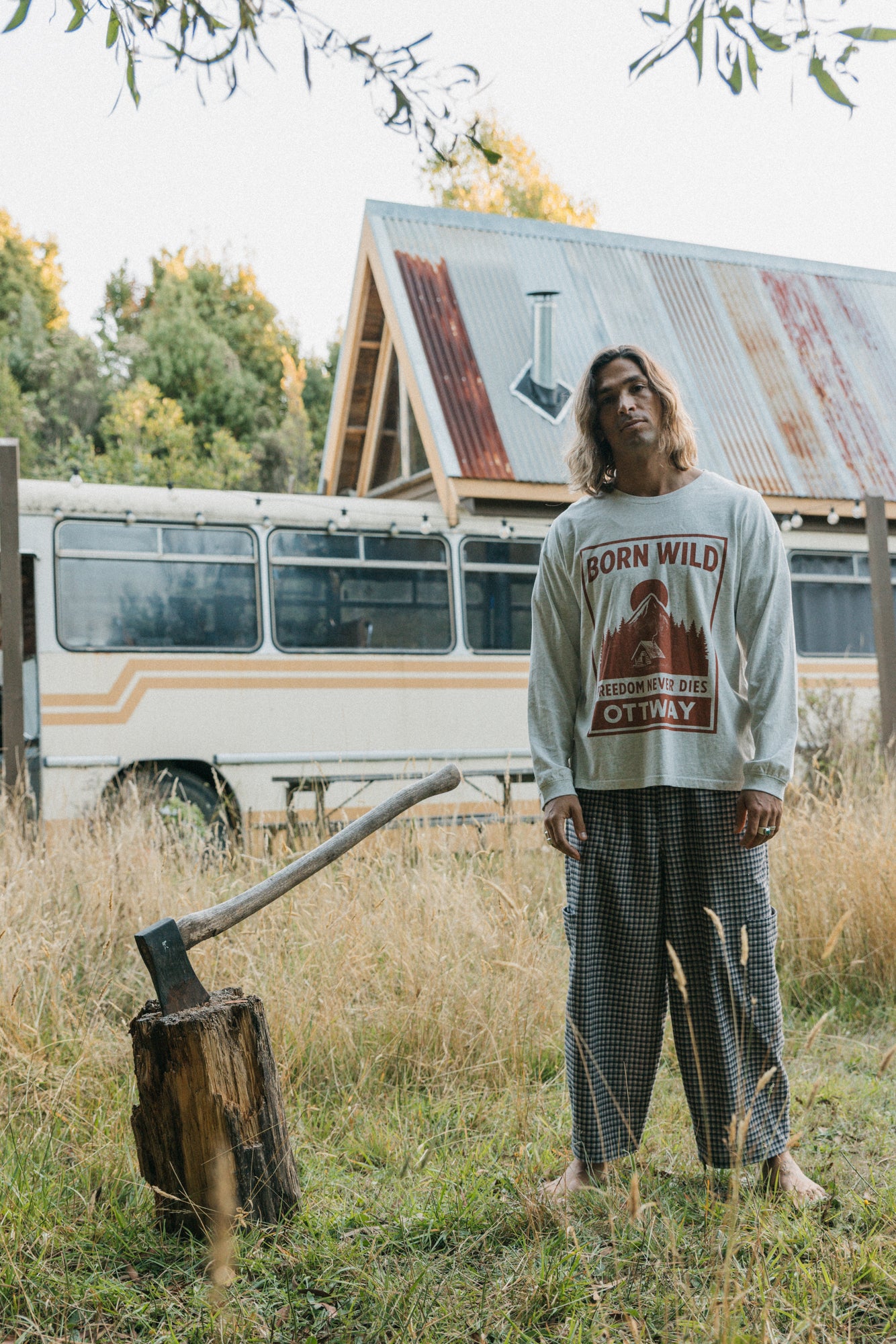 Born Wild Long Sleeve T-Shirt - Light Grey