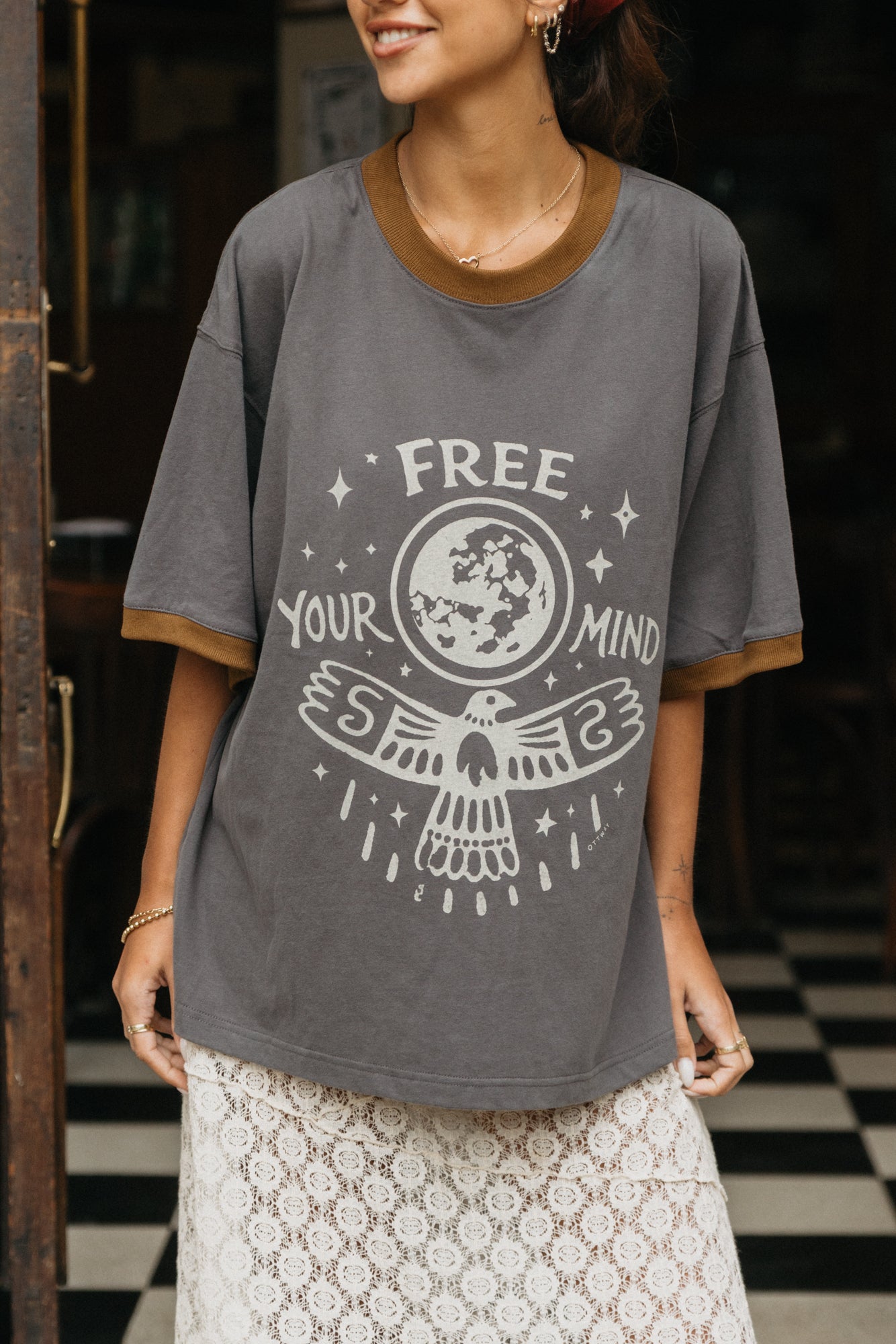 Free Your Mind Oversized T-Shirt - Washed Black