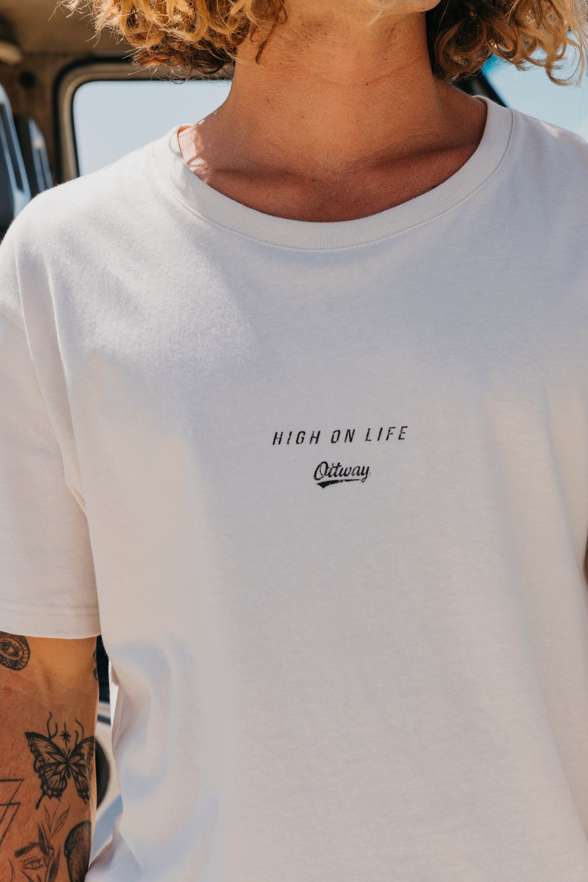 Paradise Living T-shirt - Off-White