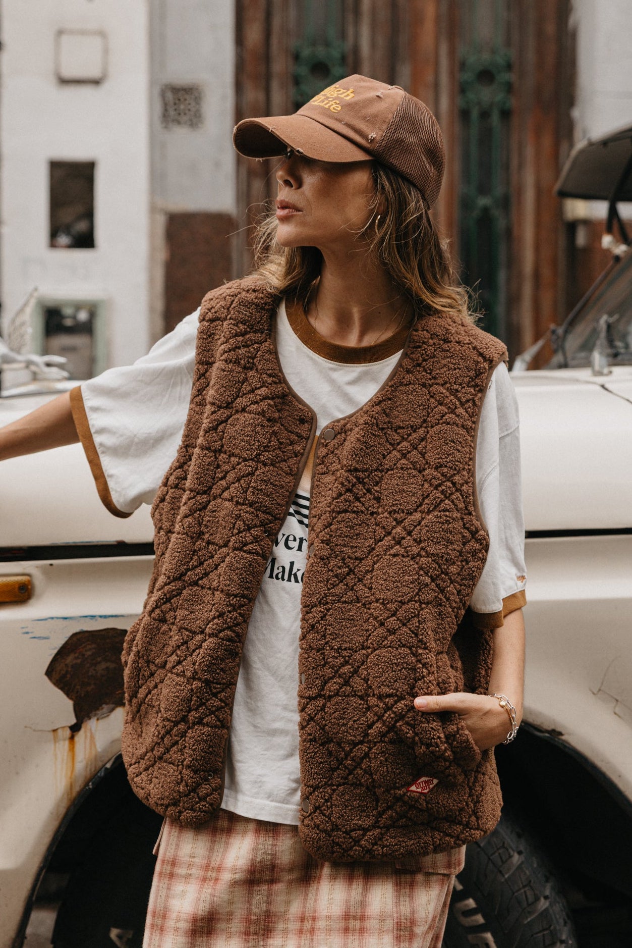 Nomad Sherpa Reversible Checked Vest Unisex - Brown