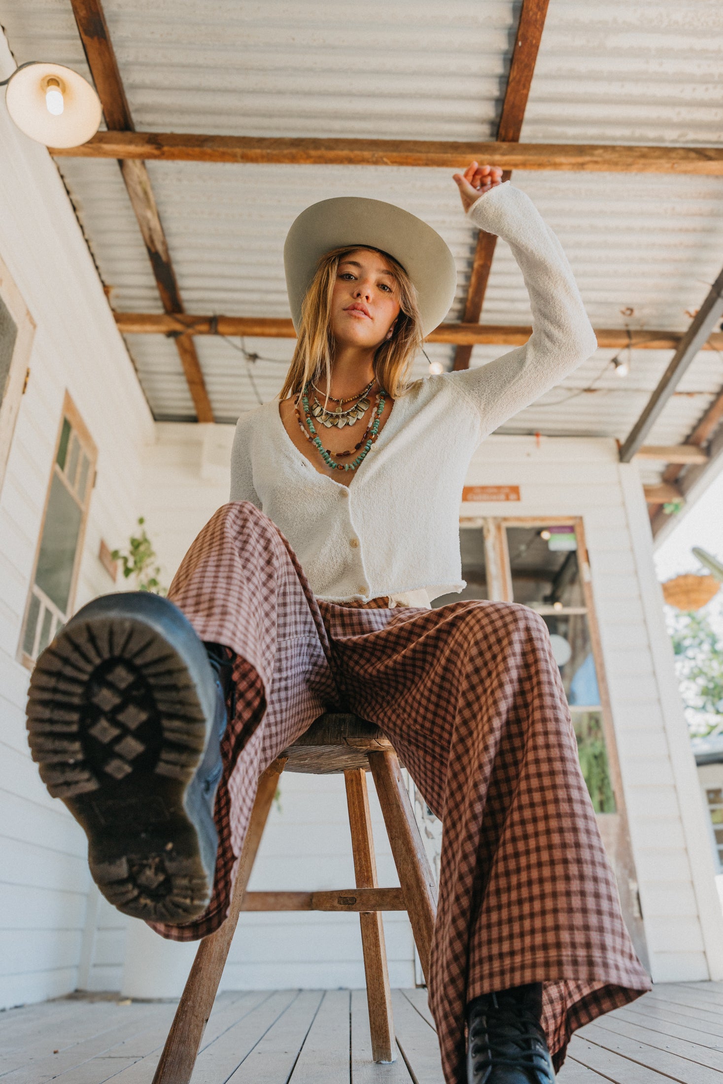 Riu Brushed knit cardigan ホワイト Rちゃん Ecru Crochet Cardigan | Moon River
