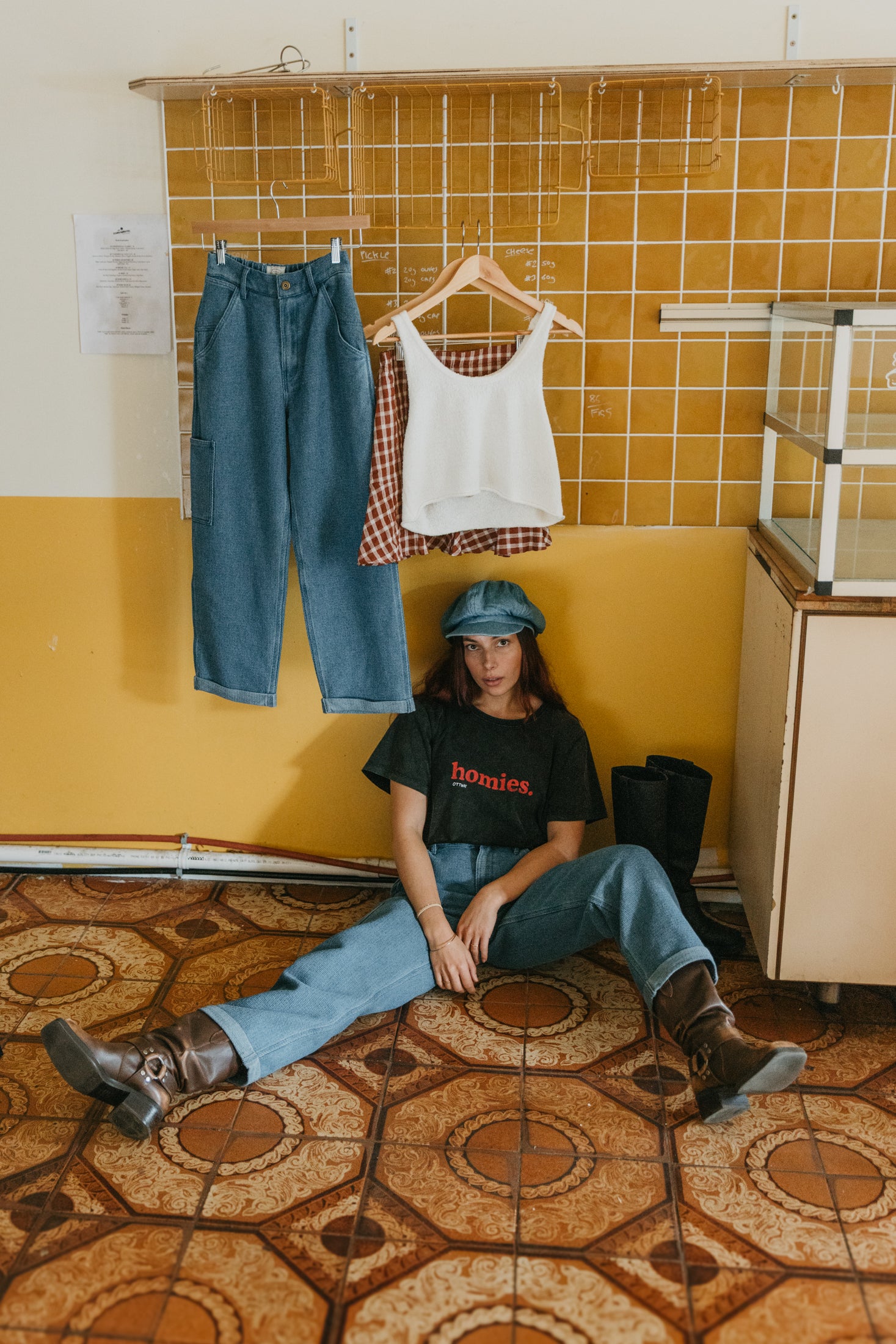 Homies Cropped T-Shirt - Washed Black