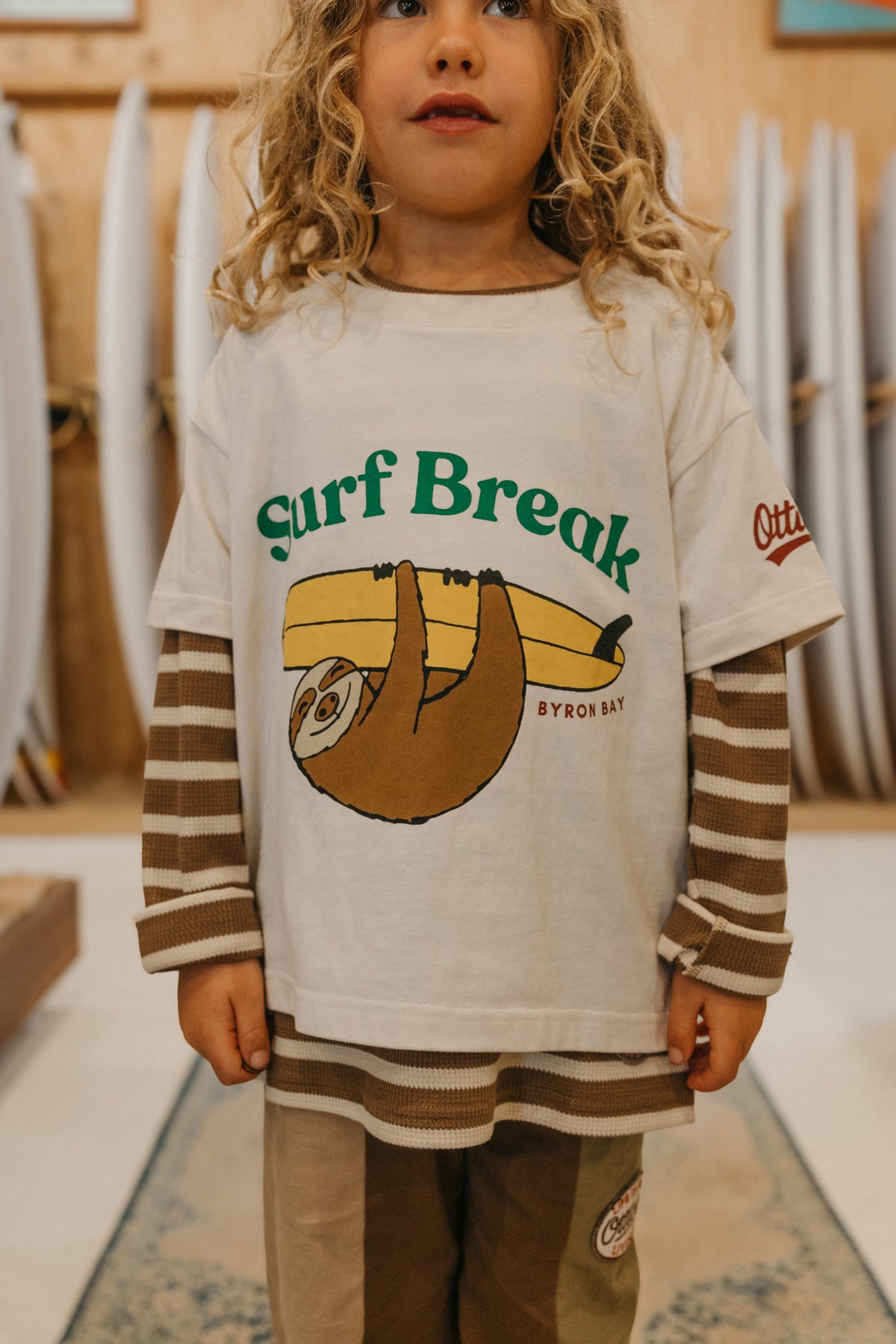 Lazy Waves Off-White T-Shirt - Kinder